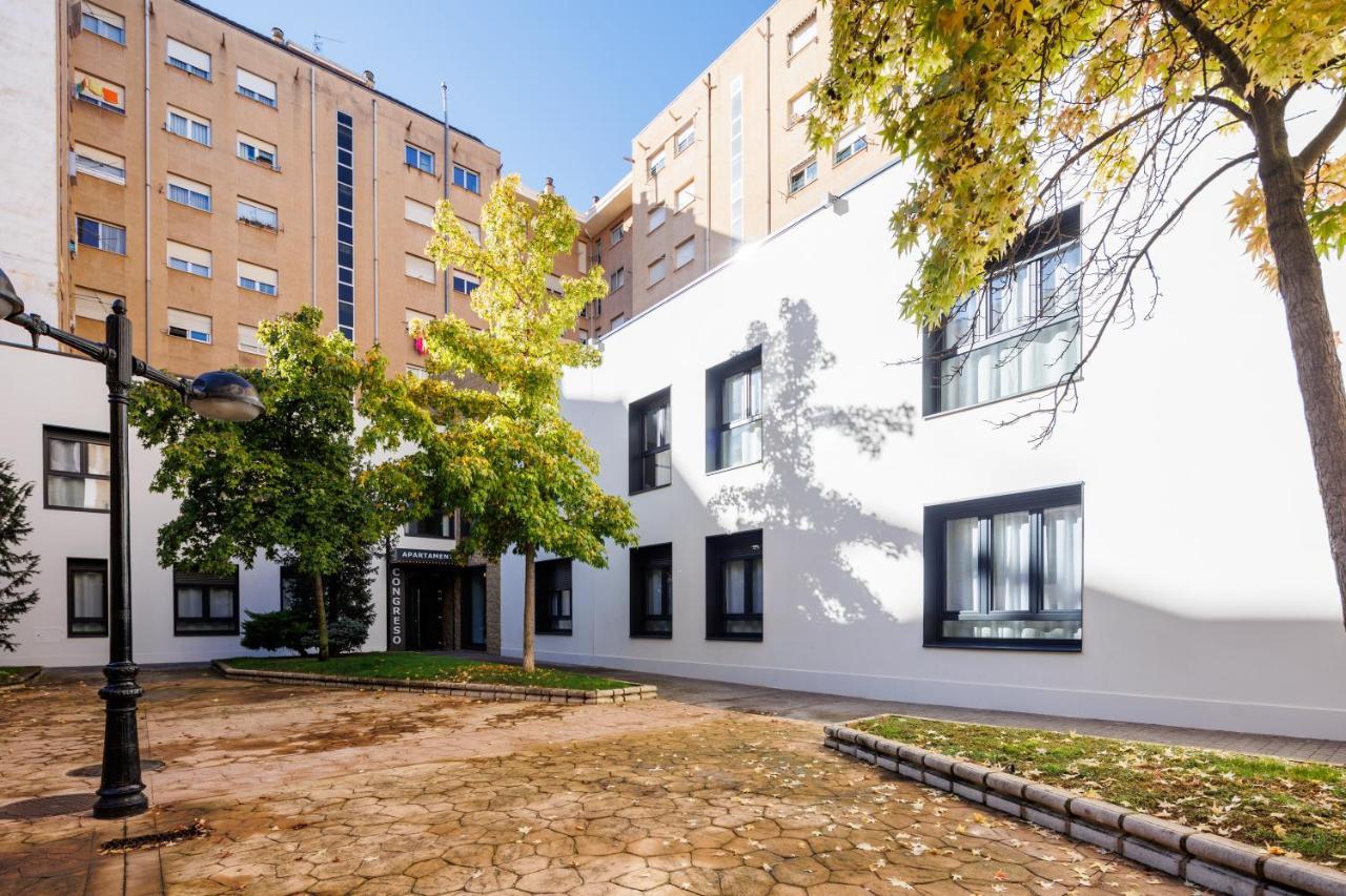 Apartamentos Congreso, Parking Gratuito Логроньйо Екстер'єр фото